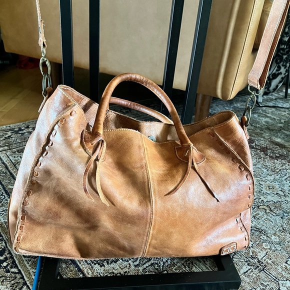 Rockaway Bedstu Bag/ Purse 👜 Love it. In good shape! ✨ Tan, camel color 😍 💯 - Picture 3 of 10